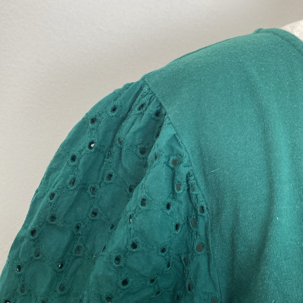 Amalfi Emerald Color Top with Eyelet Balloon Sleeves - Picture 4 of 8